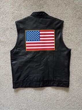 Milwaukee Leather Men Black Leather Motorcycle Vest USA Flag Patch Size XL